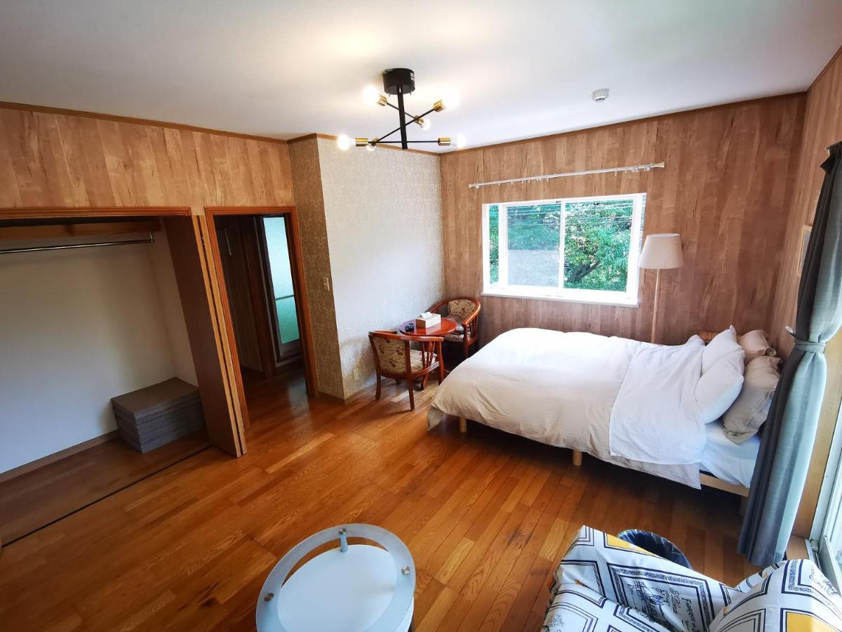 100泊で完成する民泊 Villa Takamori Exteriör bild